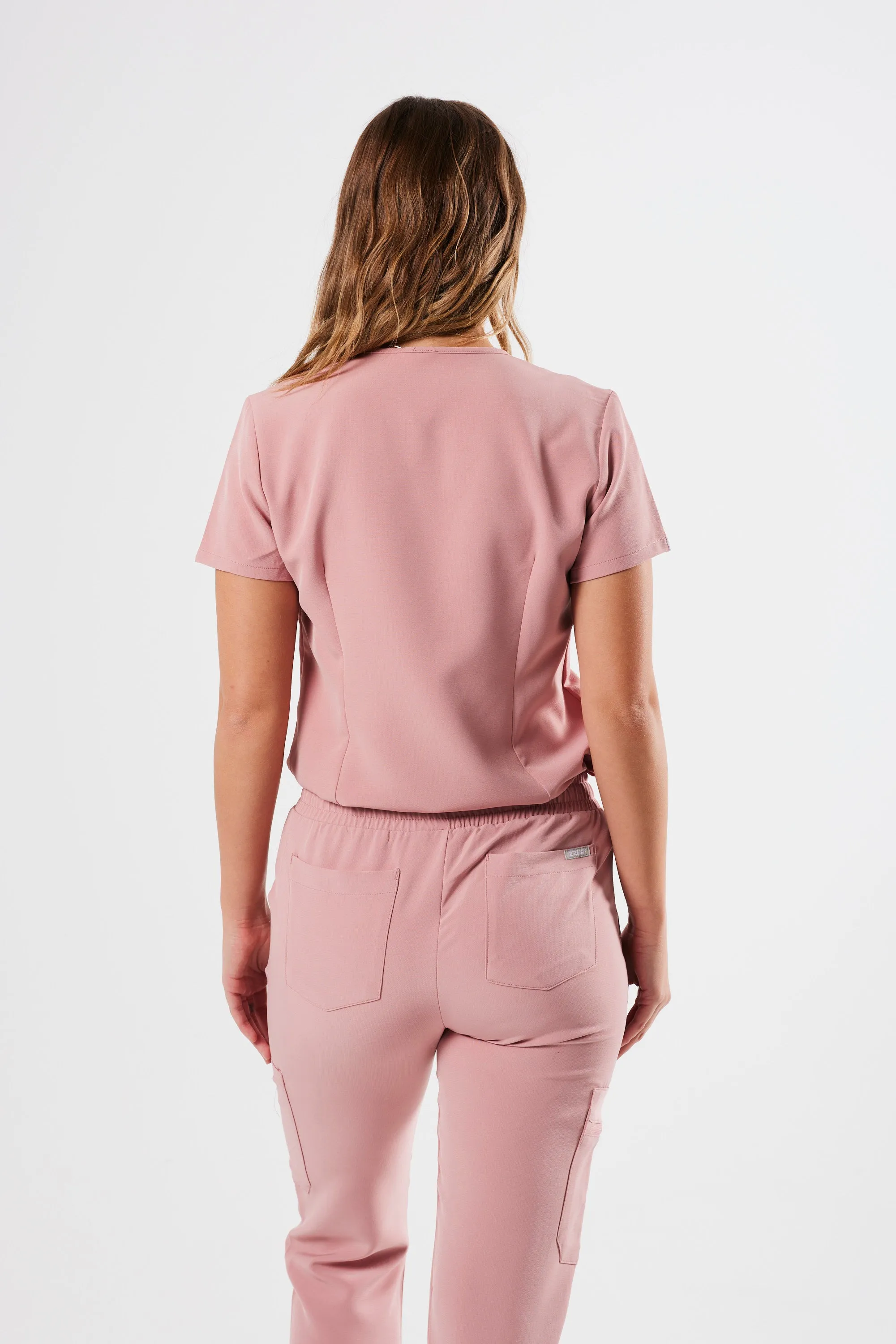 FLEX ONE-POCKET WOMEN'S SCRUB TOP (PINK PEONY)