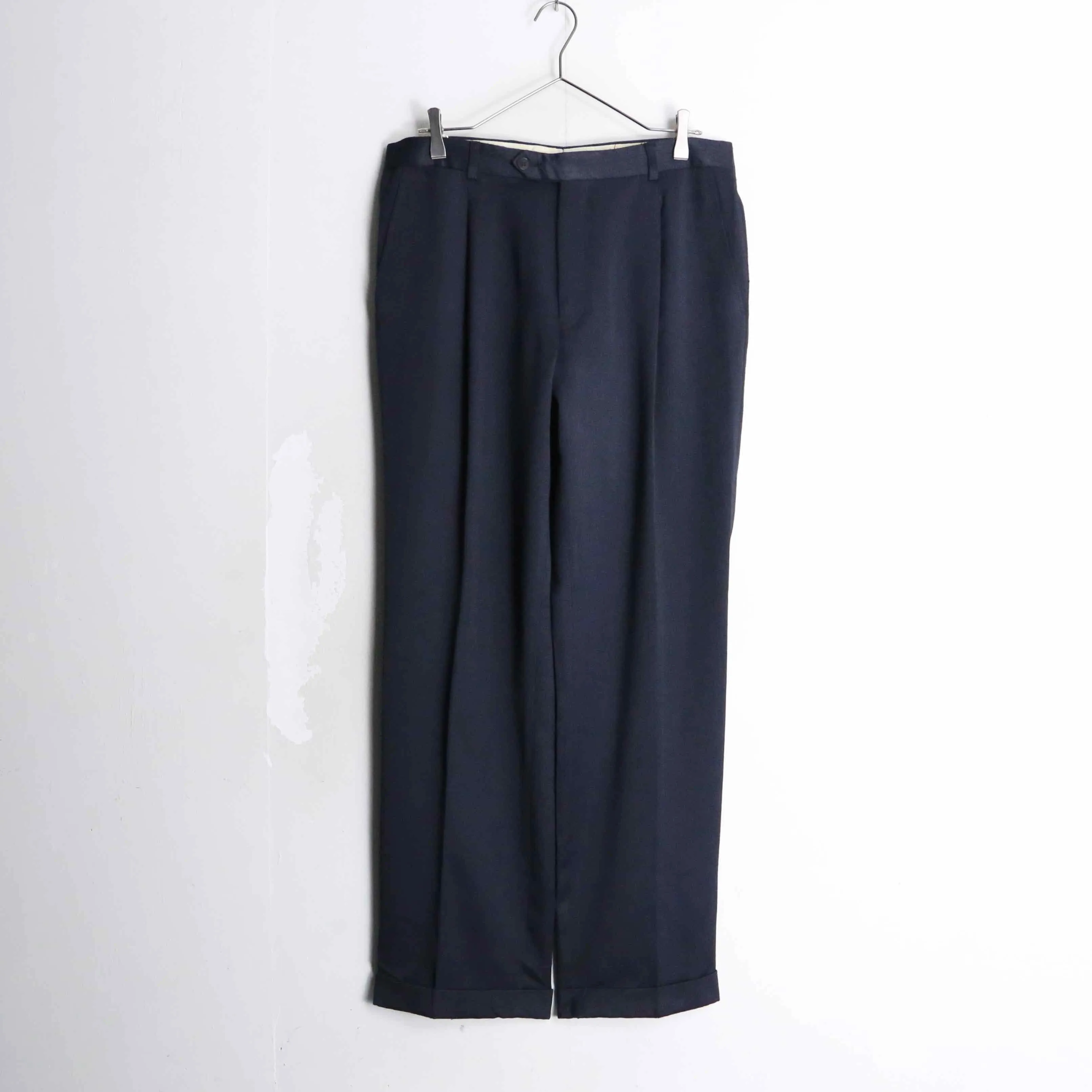 navy color wide tapered slacks