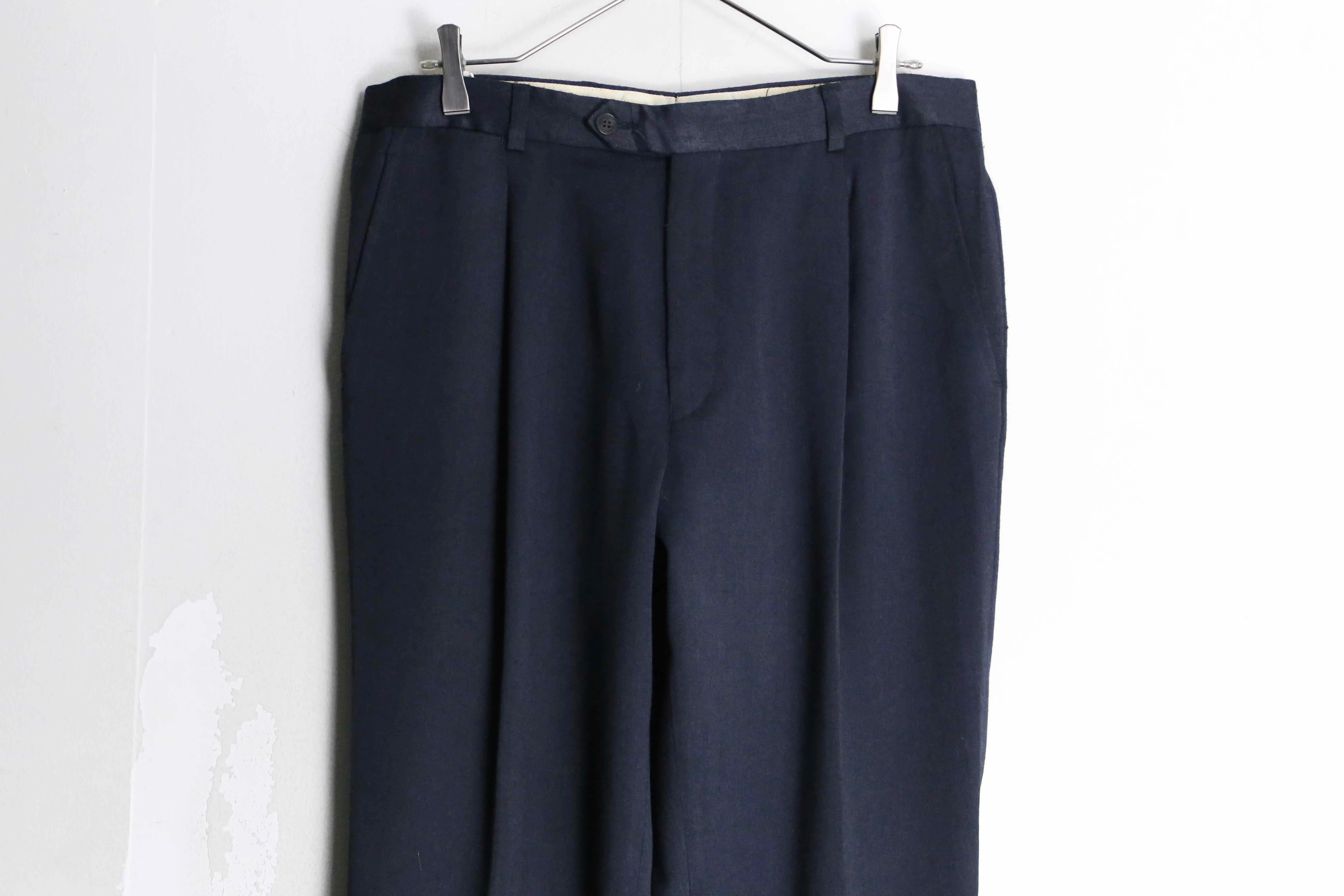 navy color wide tapered slacks