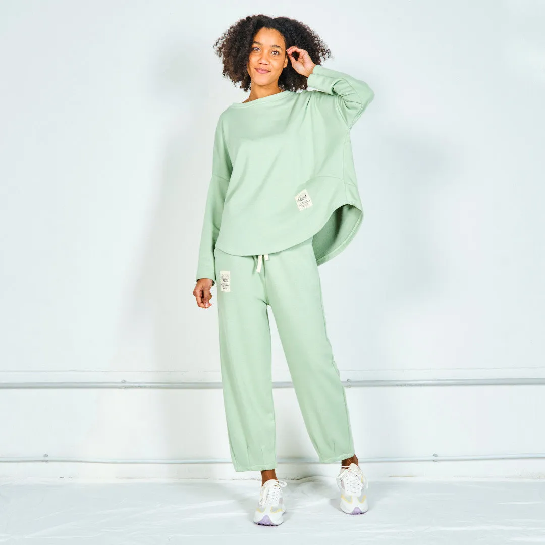 Oversized sweater and jogger pants wholesale