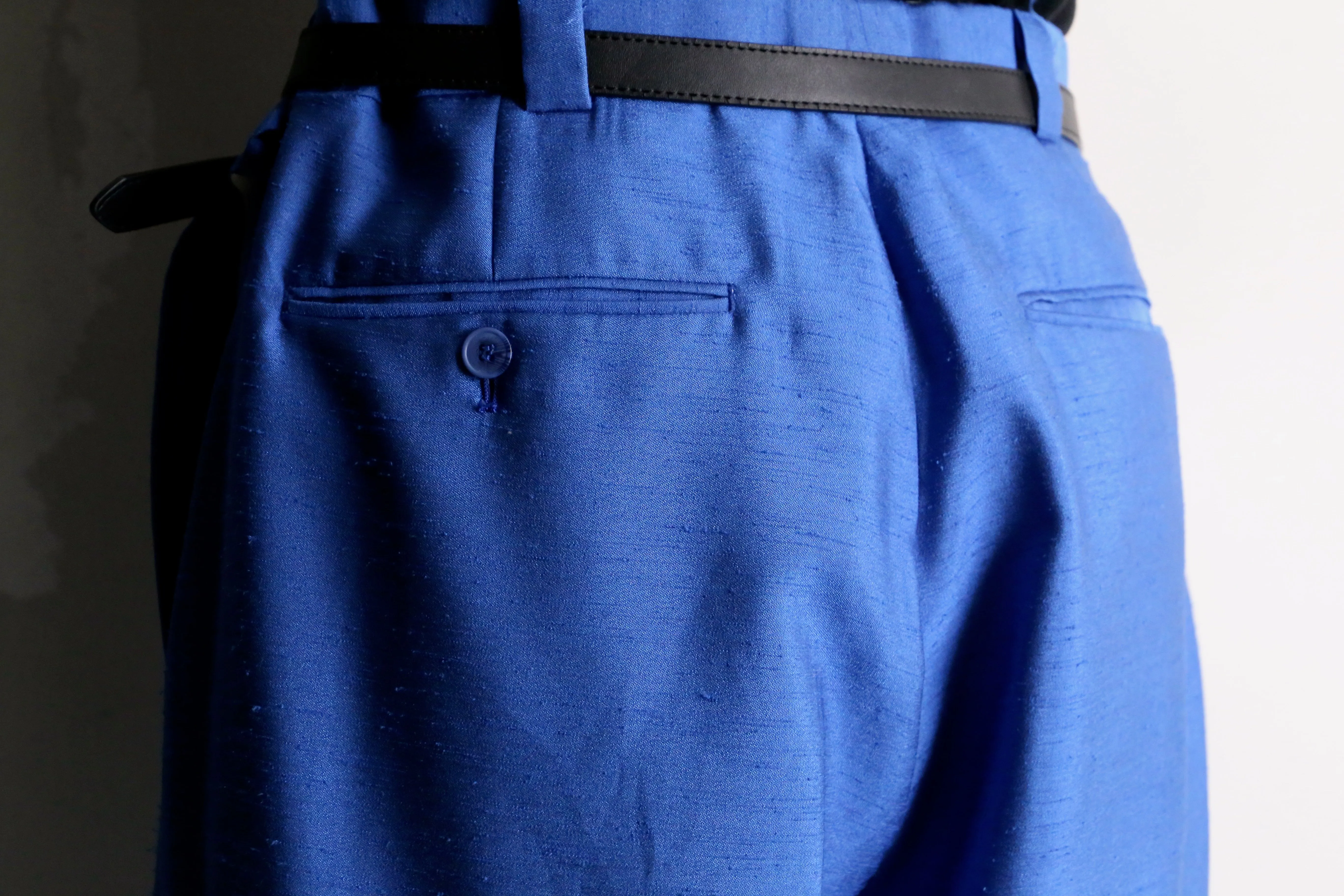 vivid blue tuck wide slacks